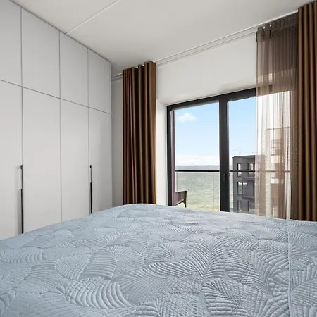 Sea-view Newly Furnished In Apartment